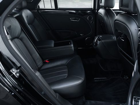 Used 2015 Bentley Mulsanne image 30