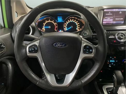 Used 2014 Ford Fiesta Titanium FWD image 17