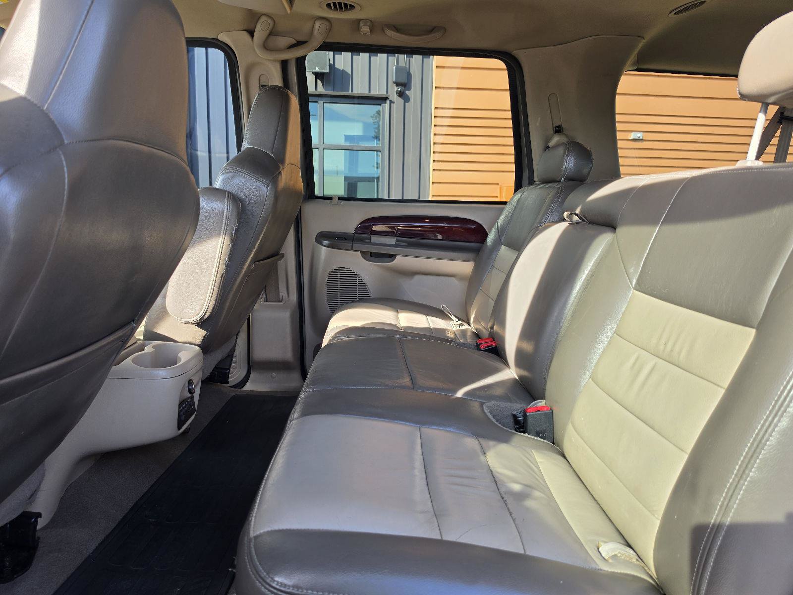 Used 2004 Ford Excursion Eddie Bauer AWD/4WD image 20