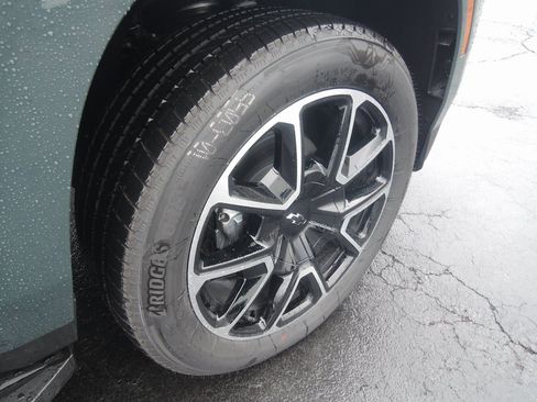 New 2026 Chevrolet Tahoe RST w/ RST Capability Package image 41