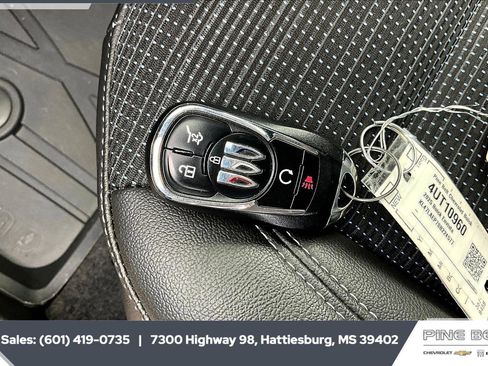 Used 2025 Buick Envista Preferred w/ Convenience I Package FWD image 10
