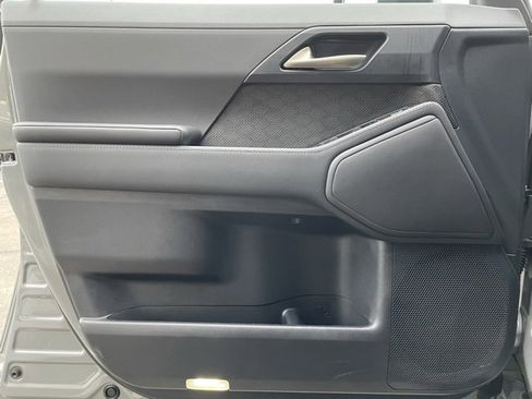 Used 2024 Lexus GX 550 image 9