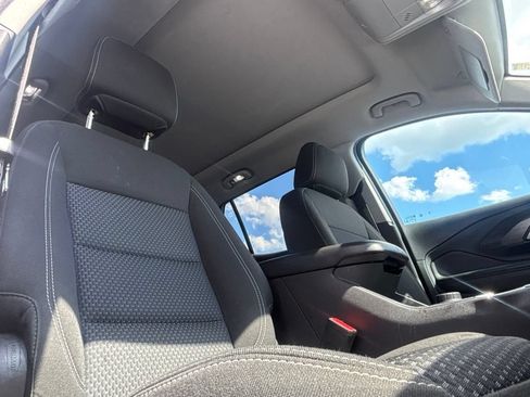 Used 2022 GMC Terrain SLE AWD/4WD image 27
