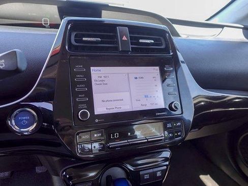 Certified 2022 Toyota Prius LE FWD image 16