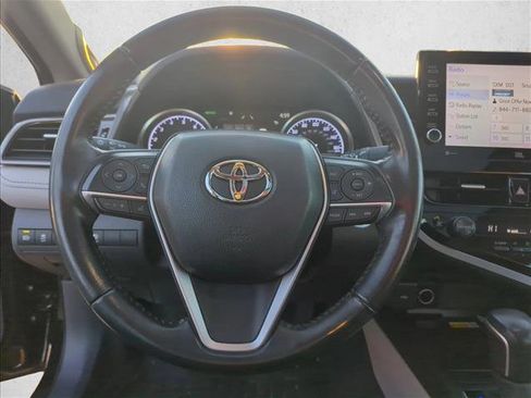 Used 2022 Toyota Camry XLE image 24