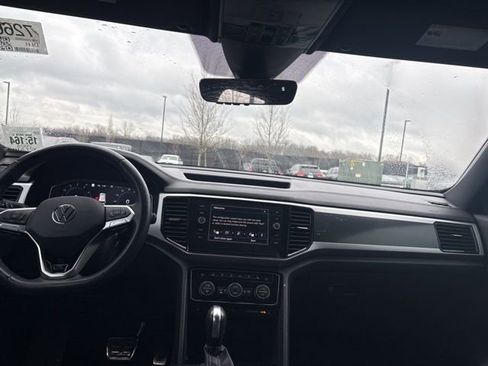 Used 2023 Volkswagen Atlas Cross Sport SEL Premium R-Line image 22