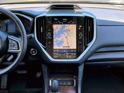 Used 2024 Subaru Ascent Touring AWD/4WD image 12