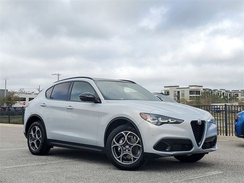 New 2025 Alfa Romeo Stelvio Sprint w/ Convenience Package image 38