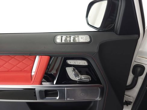 Certified 2025 Mercedes-Benz G 63 AMG 4MATIC image 6