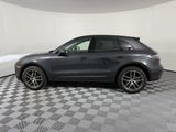 Used 2025 Porsche Macan image 2