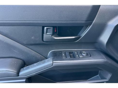 New 2026 Toyota Tacoma SR image 11