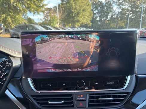 New 2025 Nissan Altima 2.5 SR w/ SR Premium Package image 12