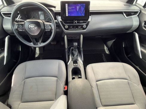 Used 2024 Toyota Corolla Cross AWD Hybrid image 16