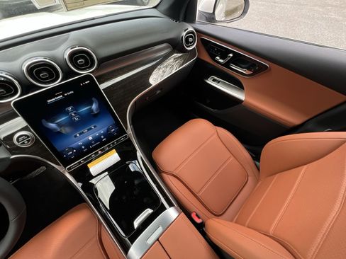 New 2026 Mercedes-Benz GLC 300 4MATIC image 14