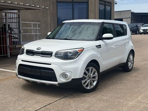 Used 2019 Kia Soul + FWD image 3