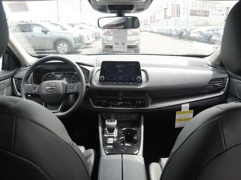 New 2026 Nissan Rogue SV FWD image 19