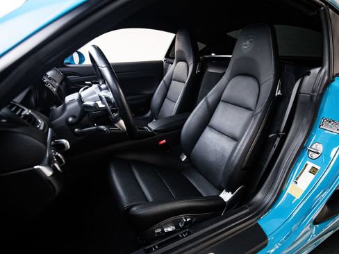 Certified 2020 Porsche 718 Cayman RWD image 5