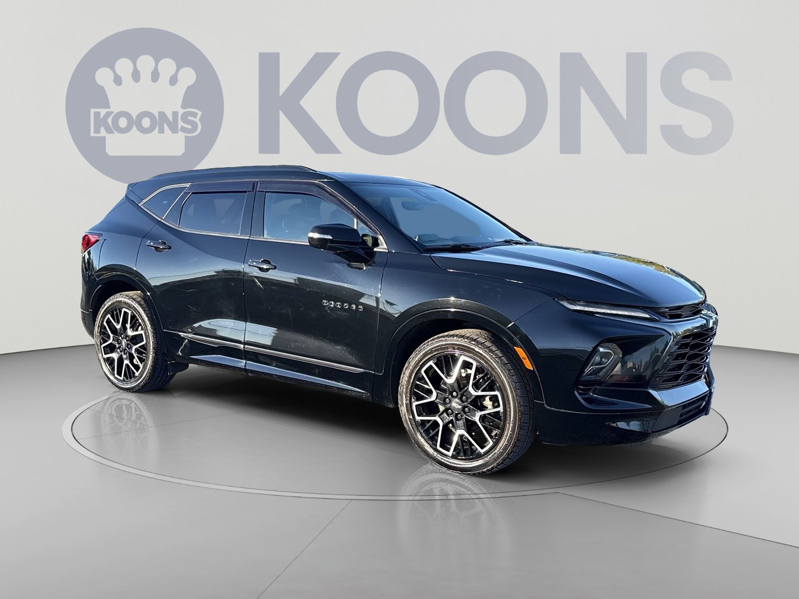 Used 2023 Chevrolet Blazer RS w/ Driver Confidence II Package AWD/4WD image 2