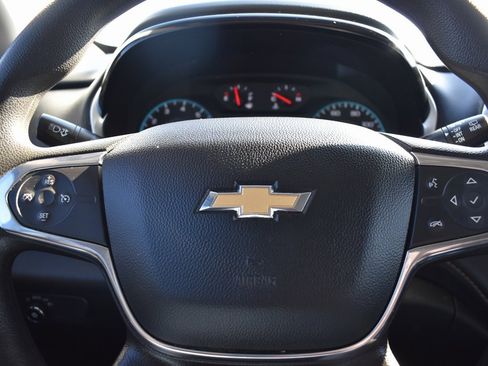 Used 2019 Chevrolet Traverse LS image 18