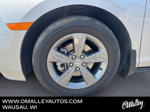 Used 2022 Honda Odyssey EX image 9