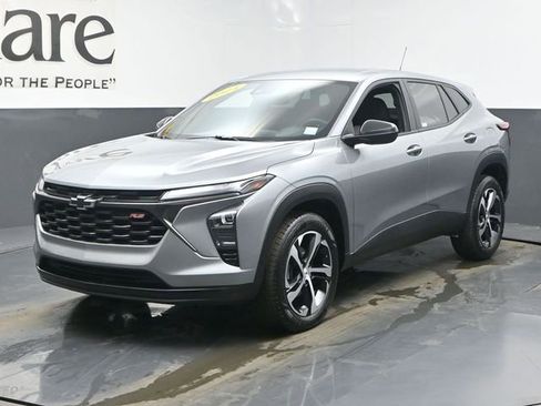 Used 2024 Chevrolet Trax RS image 33