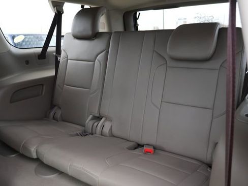 Used 2020 GMC Yukon XL SLT w/ Open Road Package image 10