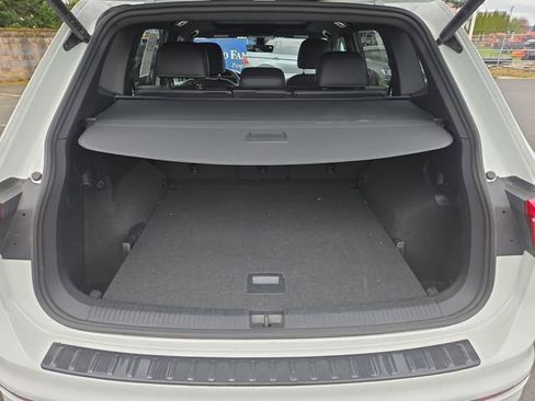 Certified 2024 Volkswagen Tiguan SEL R-Line AWD/4WD image 13