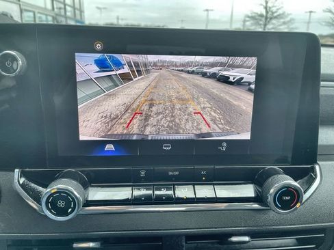 Certified 2023 Chevrolet Colorado W/T image 14