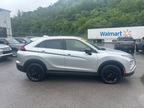 Used 2023 Mitsubishi Eclipse Cross LE AWD/4WD image 5