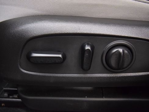 Used 2022 Chevrolet TrailBlazer LT w/ Driver Confidence Package FWD image 24