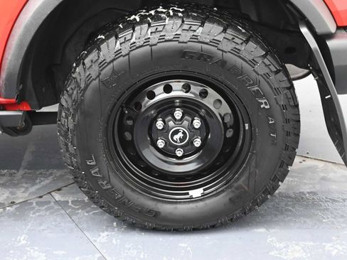 Used 2023 Ford Bronco Black Diamond image 5