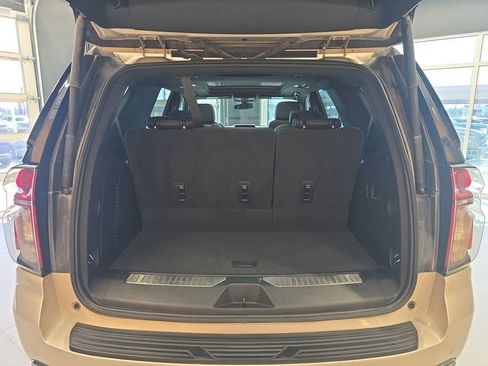 Used 2022 Chevrolet Tahoe Z71 w/ Luxury Package image 28