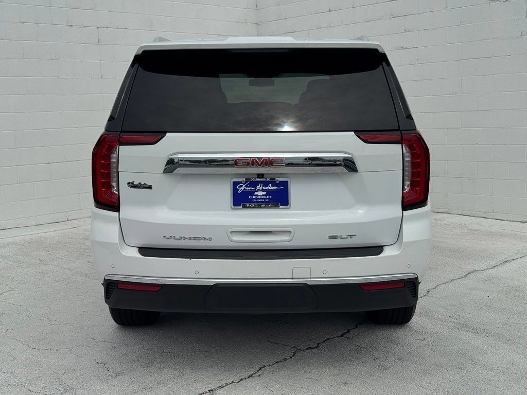 Used 2024 GMC Yukon XL SLT AWD/4WD image 11