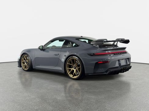 Used 2026 Porsche 911 GT3 w/ Weissach Package RWD image 5