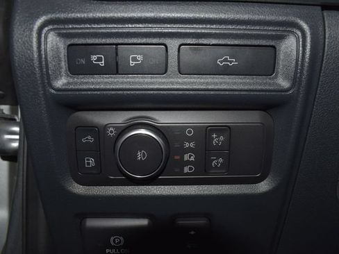Used 2021 Ford F150 Lariat w/ Equipment Group 502A High AWD/4WD image 16