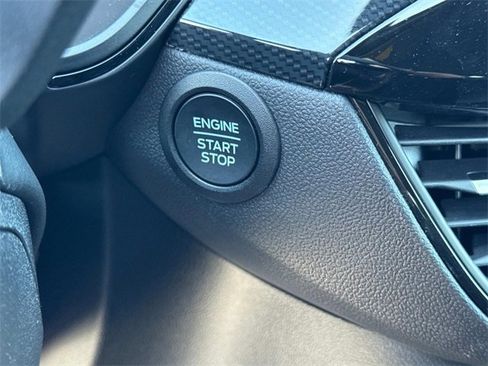 New 2025 Ford Escape ST-Line image 13