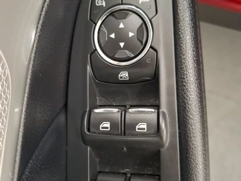 Used 2016 Ford Explorer XLT w/ Equipment Group 202A FWD image 21