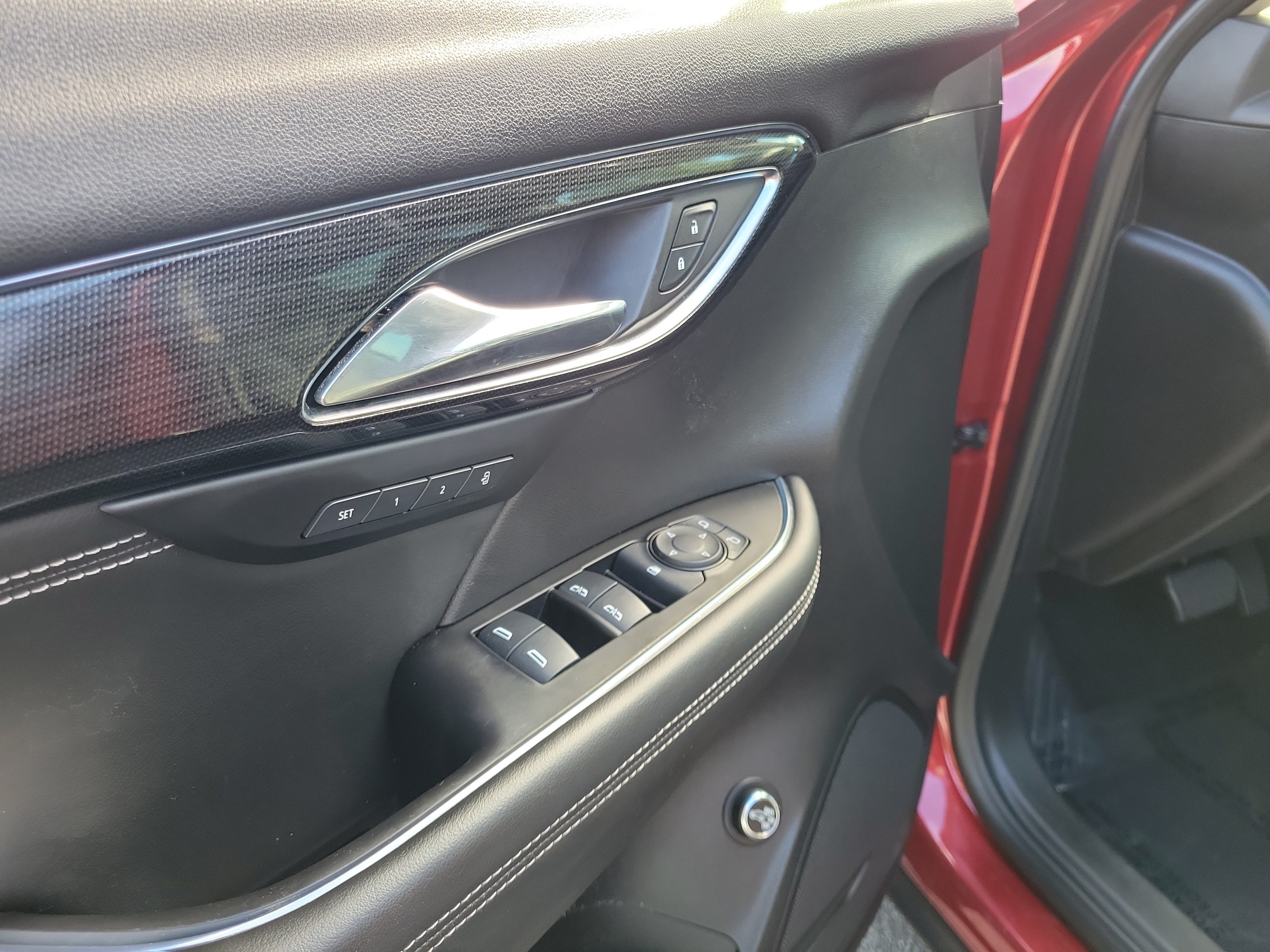 Used 2023 Buick Envision Essence FWD image 18