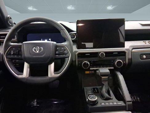 Used 2025 Toyota 4Runner Trailhunter image 4