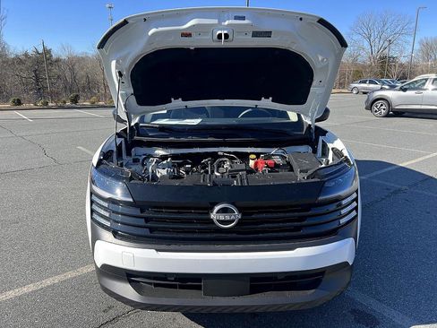 New 2026 Nissan Kicks S image 9