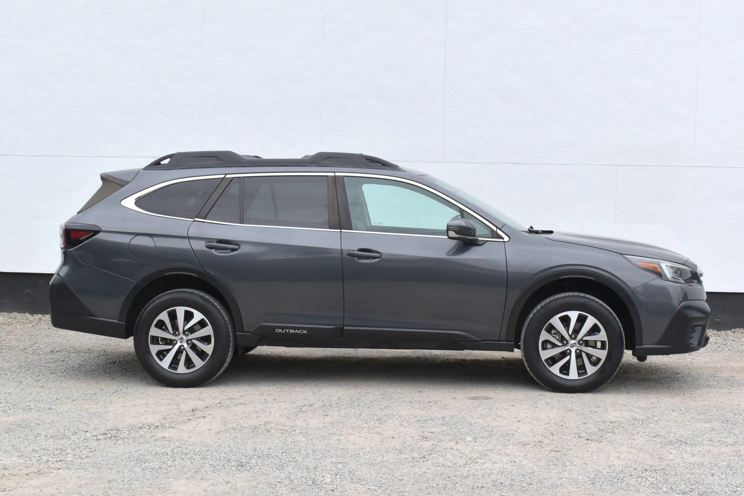 Used 2021 Subaru Outback Premium AWD/4WD image 6