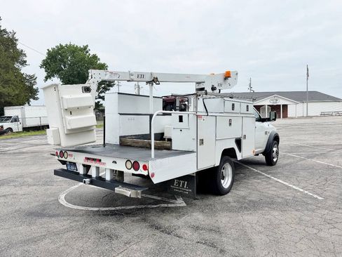 Used 2012 RAM 4500 2WD Regular Cab w/ Cold Weather Group image 5