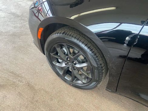 New 2026 Chrysler Pacifica Select image 9