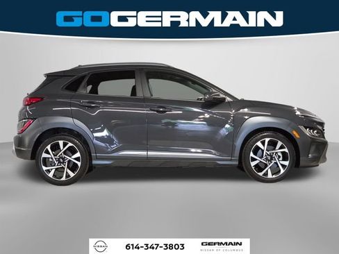 Used 2023 Hyundai Kona Limited AWD/4WD image 6