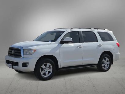 Used 2017 Toyota Sequoia SR5 w/ Premium Package