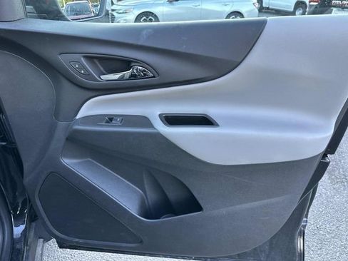 Used 2024 Chevrolet Equinox LS image 8