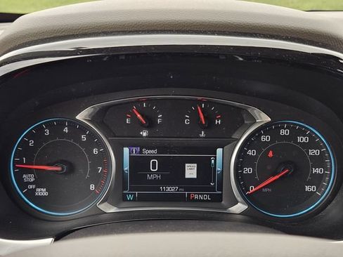 Used 2018 Chevrolet Traverse Premier w/ Driver Confidence II Package FWD image 16