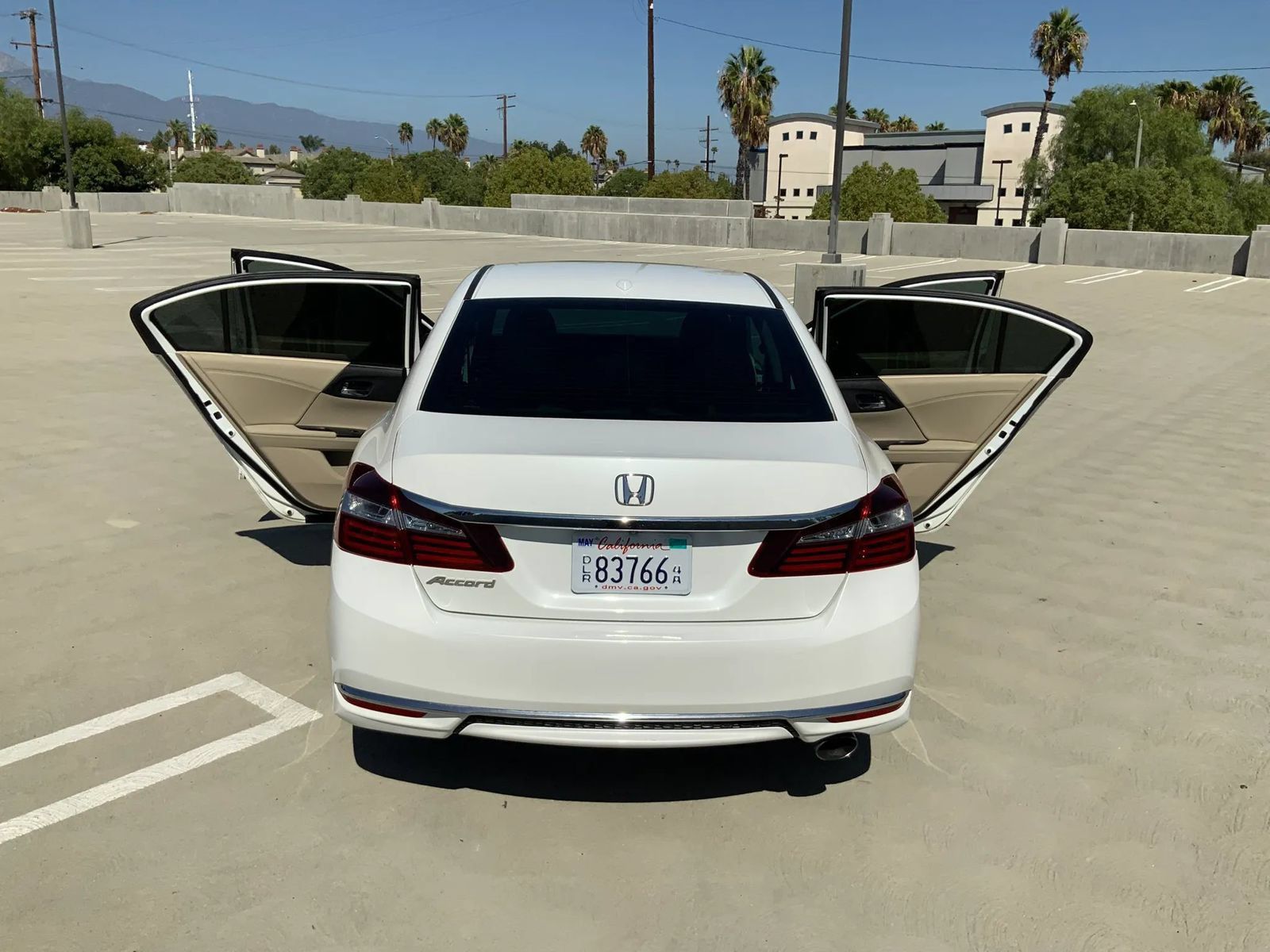 Used 2016 Honda Accord EX image 5