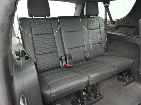 Used 2025 Cadillac Escalade ESV Sport Platinum image 44