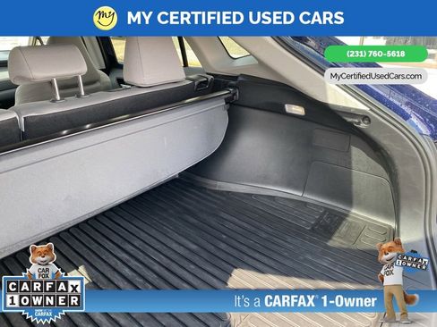Used 2024 Toyota Venza LE AWD/4WD image 9